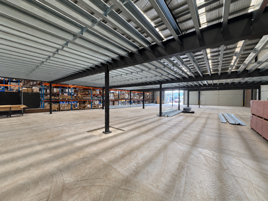 Mezzanine floor
